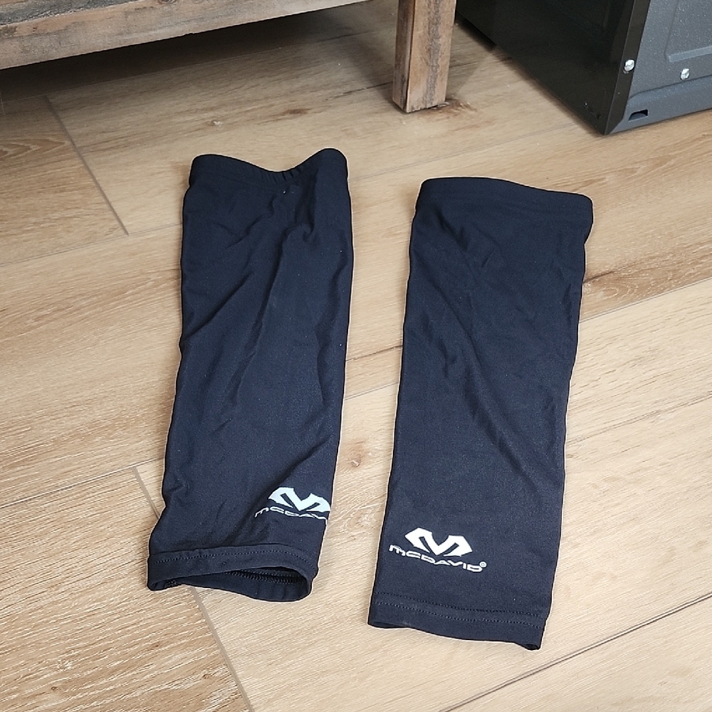 McDavid compression arm Sleeves, medium